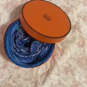 Hermès Scarf pleated Vol Amoureaux de Azures